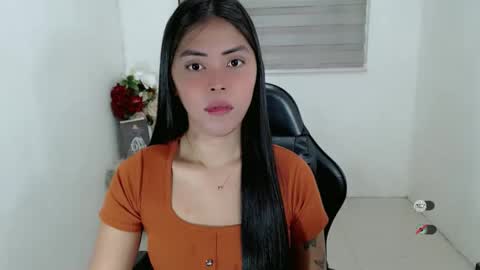 I AM BELLE online show from September 11, 10:00 pm