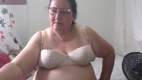 Snapshot of karina_turbay chatting on October 24, 9:15 pm Karina online show from October 24, 9:15 pm