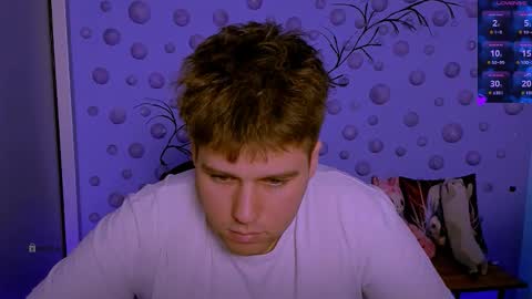 Karl online show from March 4, 8:28 pm