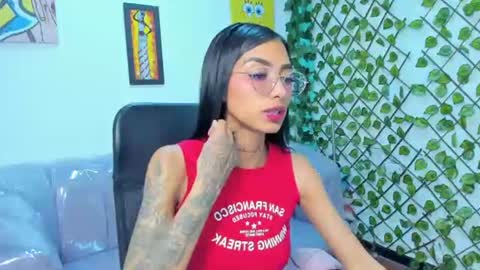 karlaslutskinny__ online show from July 4, 10:24 pm