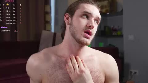 Karlos and Louis online show from March 5, 7:28 am