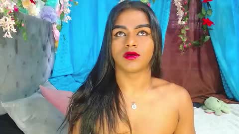 KARLY.  online show from October 31, 10:59 am