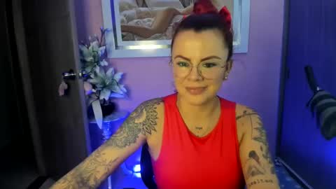 Snapshot of karol_milf__ chatting on February 8, 1:22 am kAROL MILF   online show from February 8, 1:22 am