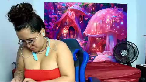    online show from November 21, 1:09 pm