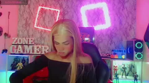 karol Vanessa   online show from April 27, 12:46 pm