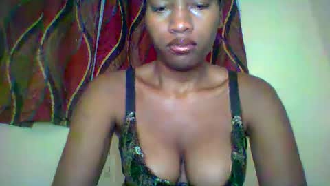 karoliee online show from June 5, 8:09 am
