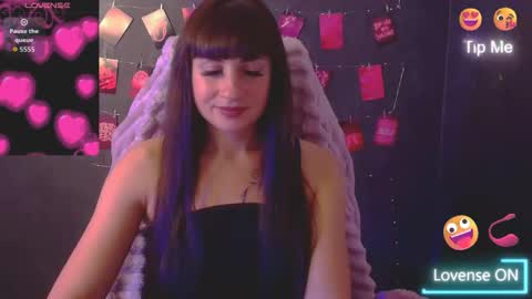 Caroline online show from October 26, 9:10 am