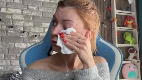 karoline121 online show from February 11, 8:29 am