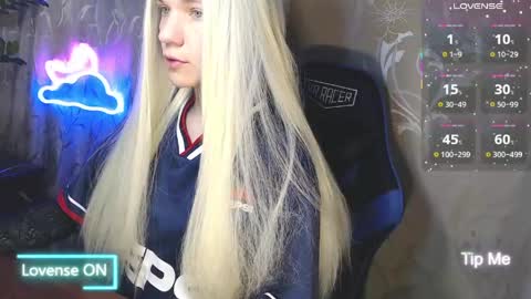 Caroline Fox online show from March 24, 9:37 am
