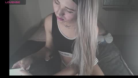 kary_blush online show from March 13, 5:00 am