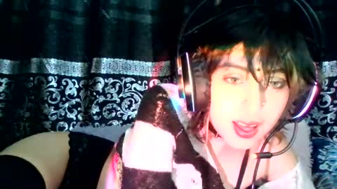 kasskittenboy30 online show from June 18, 2:44 pm