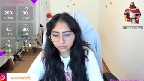 Snapshot of kat_ly_chan chatting on March 7, 5:17 pm Kat online show from March 7, 5:17 pm