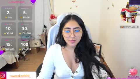 Snapshot of kat_ly_chan chatting on March 9, 6:43 pm Kat online show from March 9, 6:43 pm