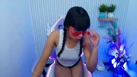 kataleya online show from November 4, 8:10 pm