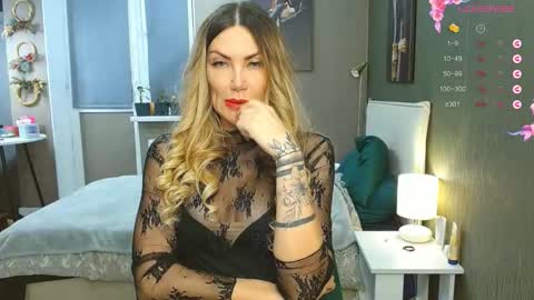 Therapist online show from December 16, 11:44 pm