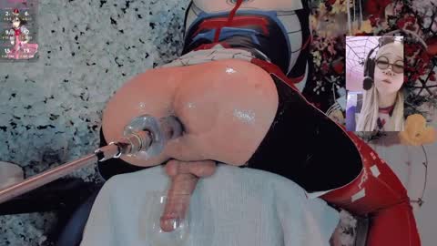 kate the pink girl online show from April 9, 7:25 am