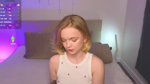 katebunnys online show from April 13, 10:08 am