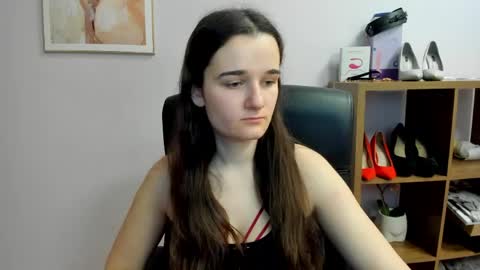 Kate  online show from April 25, 7:21 am