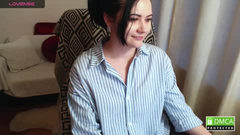 Snapshot of katelynwinehouse chatting on February 17, 3:00 pm Katelyn online show from February 17, 3:00 pm