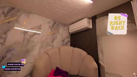 Im Katherine but call me Kate  online show from February 22, 12:19 pm