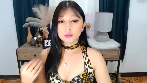 KATE online show from October 28, 5:08 am