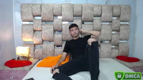 Kaht y Aiden online show from June 4, 3:18 pm
