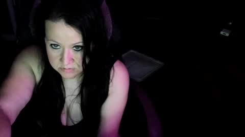 Katie online show from December 5, 2:15 am