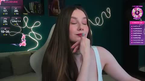 Katie online show from August 3, 11:22 pm