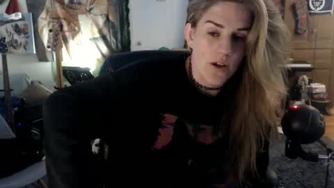 Katie online show from April 11, 7:45 am