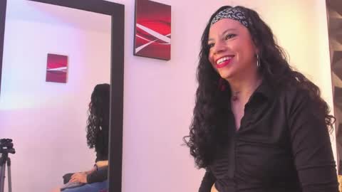 KATE  online show from April 15, 8:09 pm