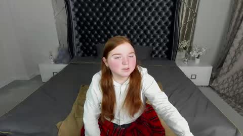 katty_rose8 online show from October 11, 7:35 am