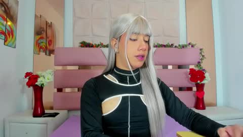 KattyJener online show from April 17, 2:36 am