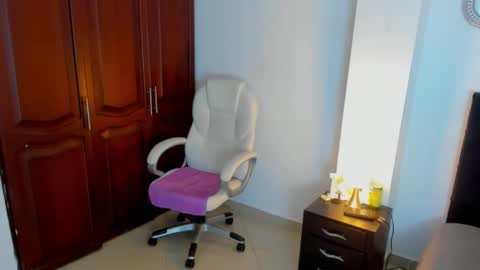 KATYAJHONSS online show from March 1, 12:04 am