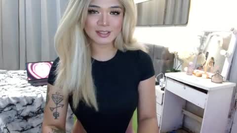 katykiat online show from July 19, 10:56 pm