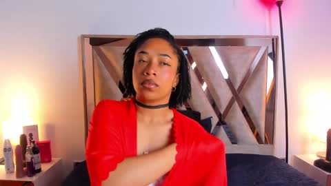 katyortiz online show from February 24, 11:35 am