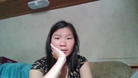 sexykittygirl online show from May 22, 9:32 pm