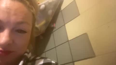 kay_la online show from March 16, 12:20 pm