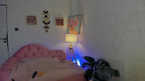 Snapshot of kaya_sins chatting on September 19, 4:38 am Kaya online show from September 19, 4:38 am