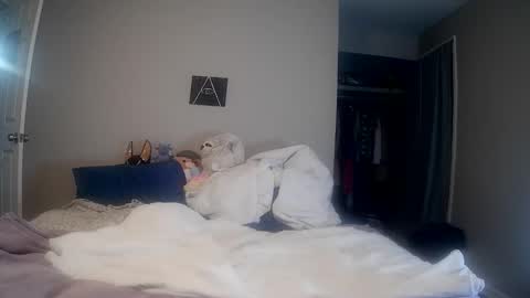 kaylaelizabeth97 online show from April 2, 12:40 am