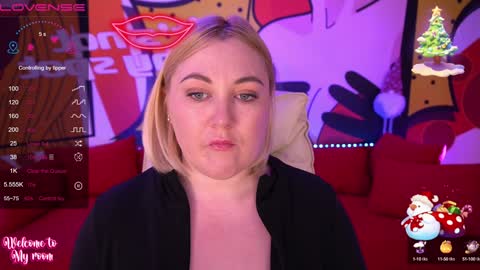 Kayla online show from December 30, 3:23 pm