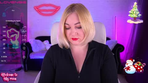 Kayla online show from December 29, 2:10 pm