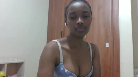 kaylar online show from March 3, 10:39 pm