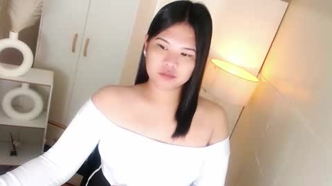 Y O U R        F U T U R E       K A Y L E E  online show from February 21, 6:55 pm