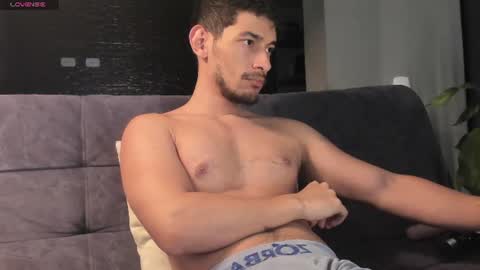 Kayn online show from July 31, 10:44 pm