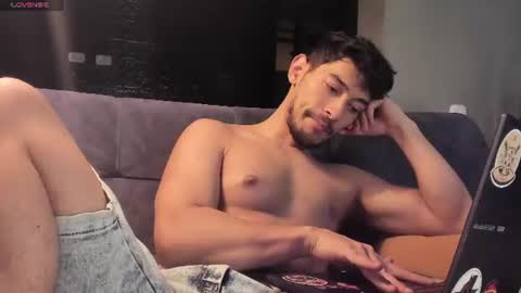 Kayn online show from July 29, 1:27 am