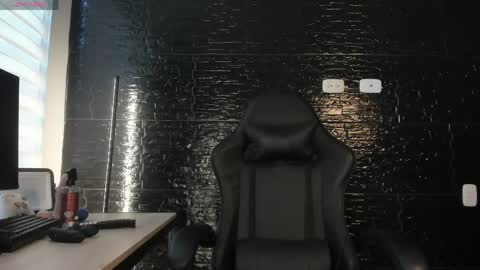 Kayn online show from April 13, 7:07 pm