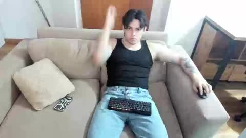 kaynn_b online show from February 1, 12:07 am