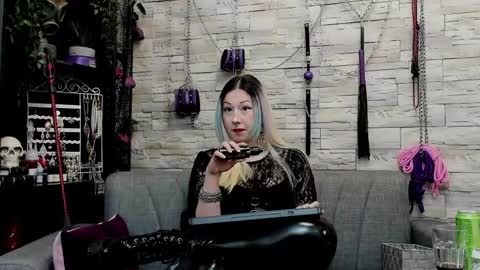 Miss Kazia online show from March 6, 2:10 am