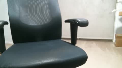 kcufehtohw online show from February 10, 11:25 am