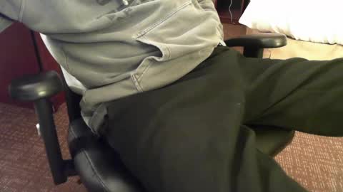 keepitreal098 online show from March 2, 1:47 am